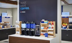  - Holiday Inn Express & Suites Lakeshore Windsor