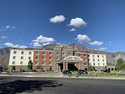  - Holiday Inn Express & Suites Springville - I-15, Exit 261