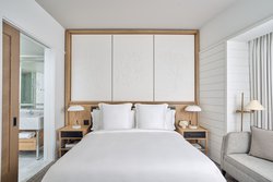  - Four Seasons Hotel Downtown New Orleans