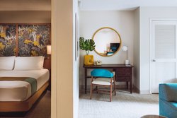  - White Sands Hotel Waikiki Honolulu