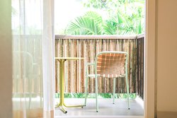  - White Sands Hotel Waikiki Honolulu