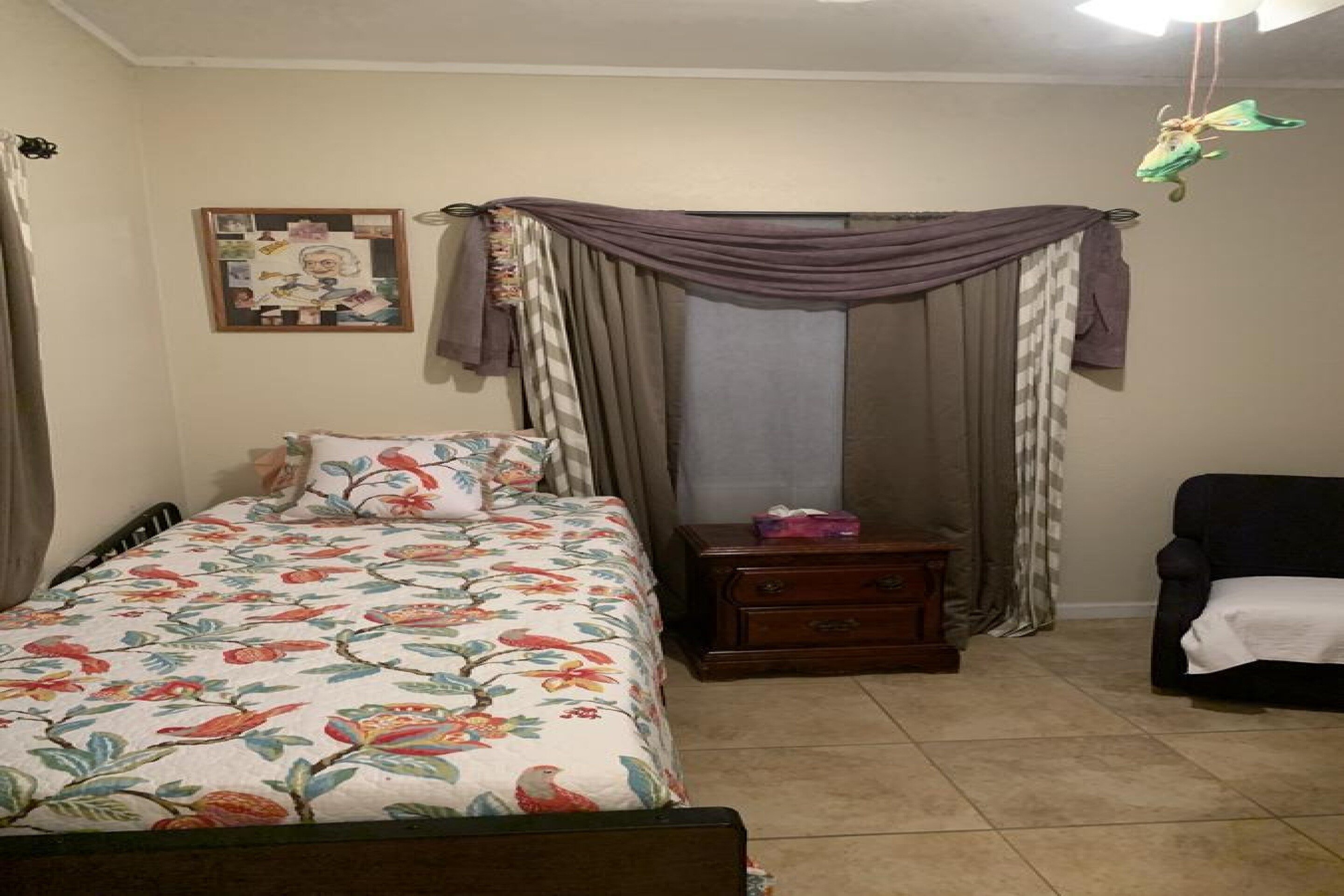 OYO FAMILY RANCH-guestroom-Room.jpg