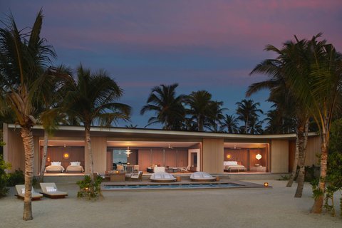 THE RITZ-CARLTON MALDIVES, FARI ISLANDS - Photo 16