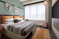  - Moxy Hotel by Marriott Downtown Portland