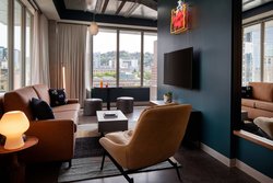  - Moxy Hotel by Marriott Downtown Portland
