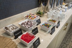  - Crowne Plaza Hotel Warwick - I-95, Exit 28B