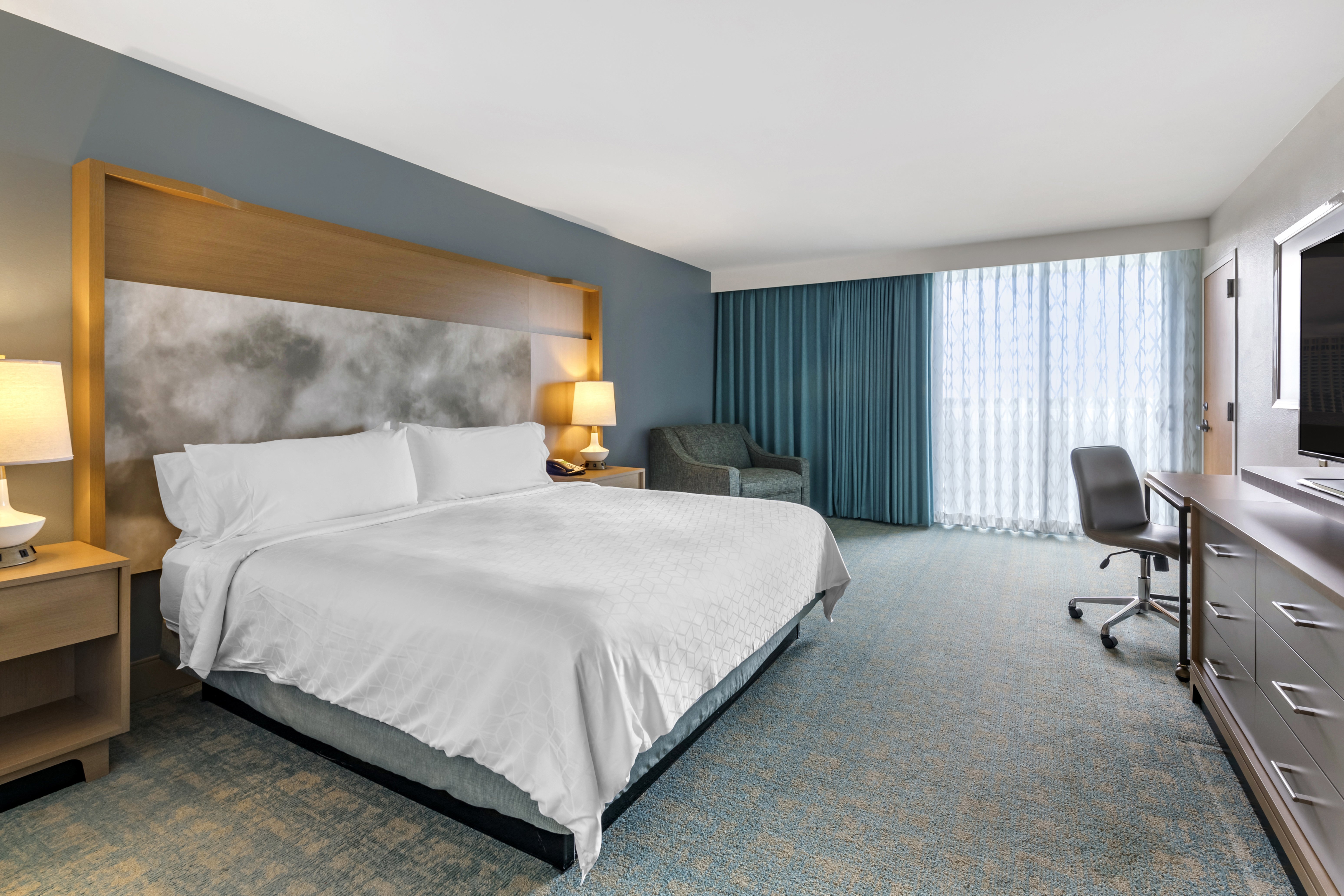 Official Walt Disney World Hotel with Modern, Spacious Guest Rooms