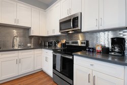  - Factors Row Hotel New Orleans