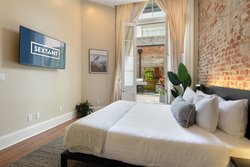  - Factors Row Hotel New Orleans