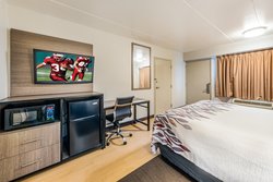  - Red Roof Inn Miamisburg - I-75, Exit 44