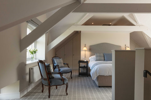 FARLAM HALL HOTEL - Photo 7