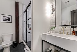  - Lola Hotel New Orleans