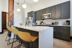  - Lola Hotel New Orleans