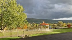  - Relax Inn Altoona - I-99, Exit 41