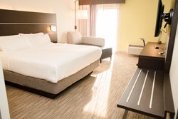  - Holiday Inn Express & Suites Winona
