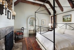  - Old Edwards Inn & Spa Highlands