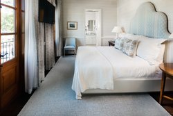  - Old Edwards Inn & Spa Highlands