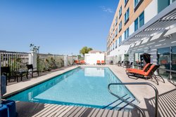  - Holiday Inn Express & Suites Airport Phoenix