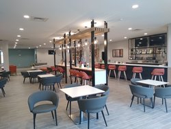  - Holiday Inn Northeast Kansas City - I-435, Exit 54