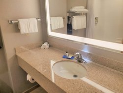  - Holiday Inn Express & Suites Cheney