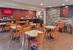  - Red Roof Inn & Suites Danville - I-74, Exit 220
