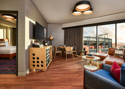  - Rally Hotel Denver - I-25, Exit 212C