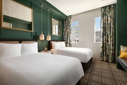  - Glenn Hotel Atlanta - I-75 & I-85, Exit 249C & 249D