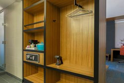  - Aloft Hotel Airport Phoenix