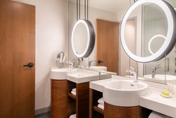  - Le Meridien Hotel Arcadia