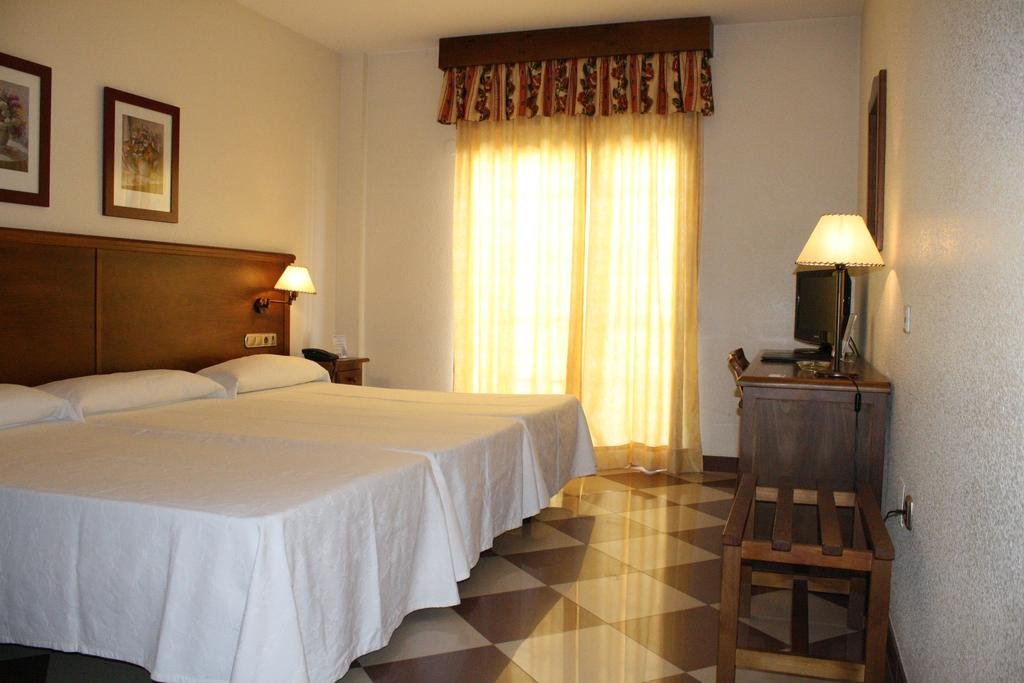 HOTEL AVENIDA TROPICAL - SALOBRENA-guestroom-GUEST ROOM.jpg