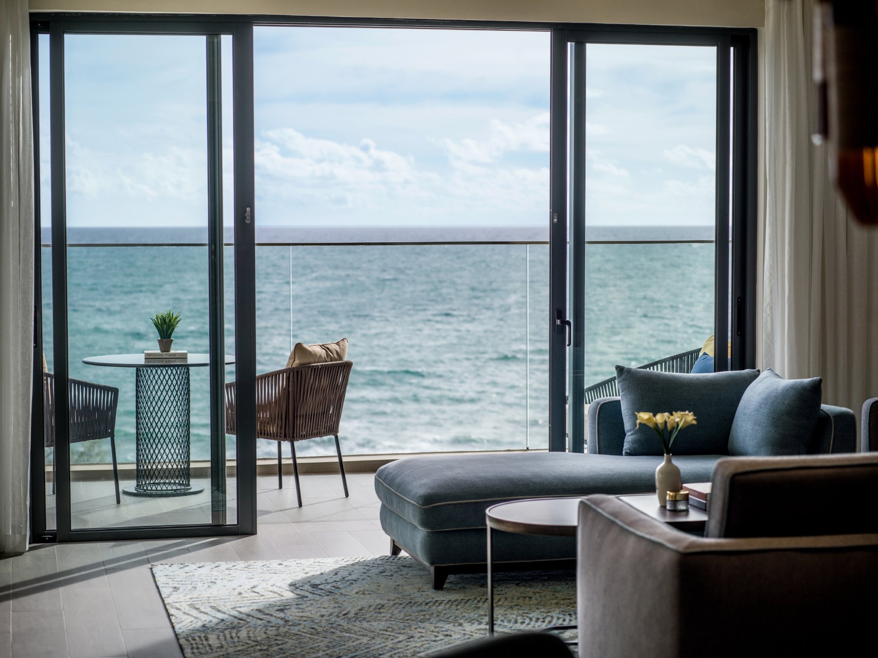 CROWNE PLAZA STARBAY BY IHG-guestroom-Grand Oceanfront Suite.jpg