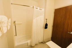  - Holiday Inn Express & Suites Homewood Birmingham - I-65, Exit 255