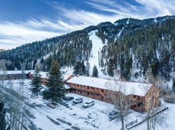  - WorldMark by Wyndham Red River Resort