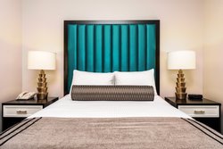  - Worldmark Hotel Mission Valley San Diego - I-5, Exits 15B & 16