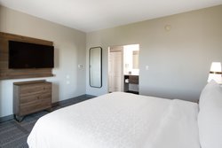  - Staybridge Suites Glendale