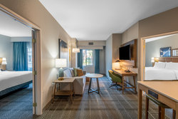  - Staybridge Suites Glendale