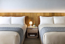  - 1 Hotel Downtown Toronto