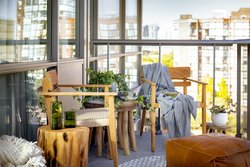  - 1 Hotel Downtown Toronto