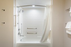  - Holiday Inn Express & Suites Morehead City