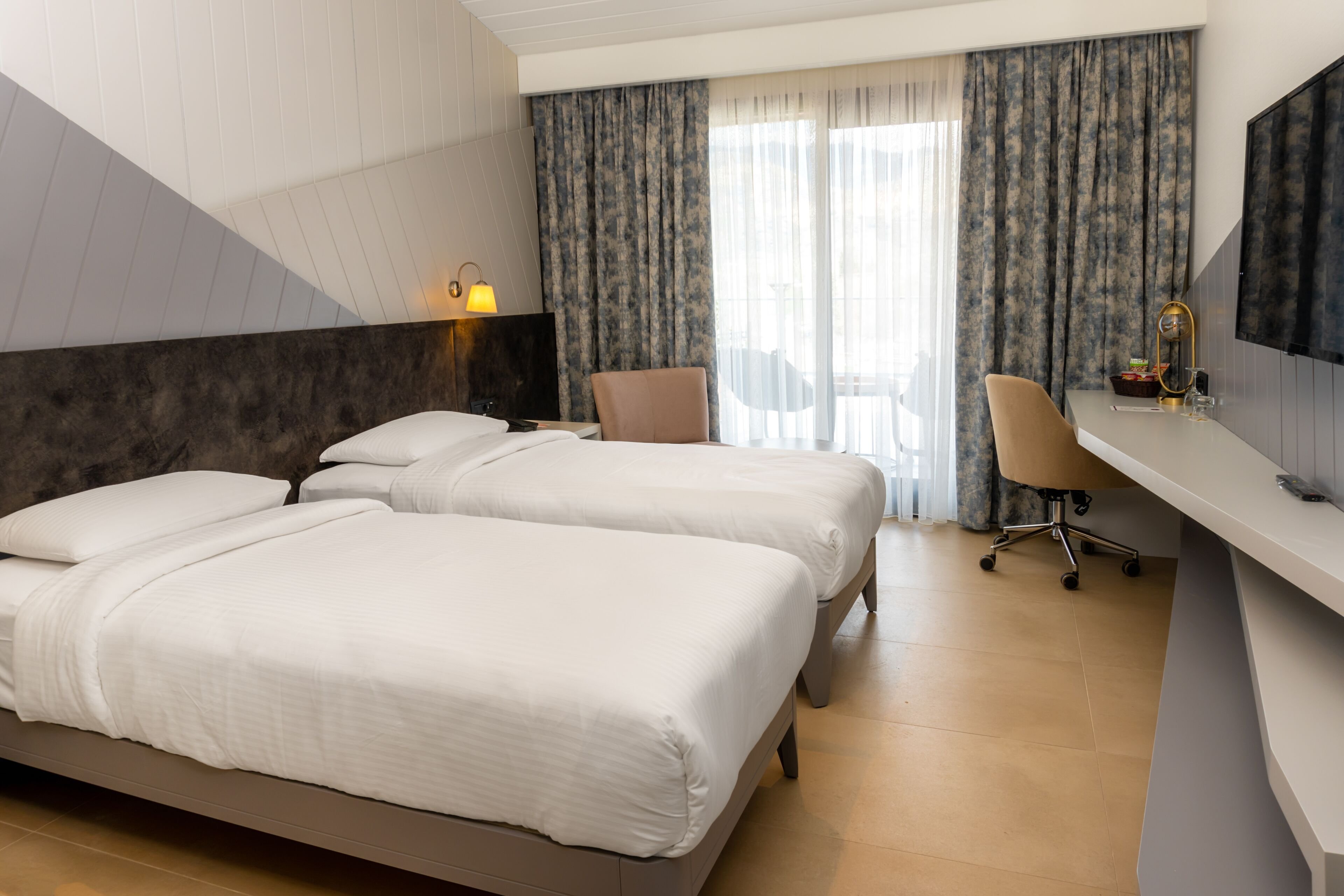 Anemon Aydin-guestroom-Superior Plus Room.jpg