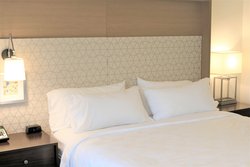  - Holiday Inn & Suites St Cloud