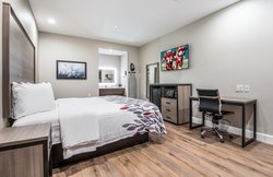  - Red Roof Inn & Suites Tillmans Corner - I-10, Exit 15