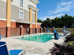  - Holiday Inn Express McComb - I-55, Exit 18