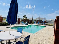  - Holiday Inn Express McComb - I-55, Exit 18