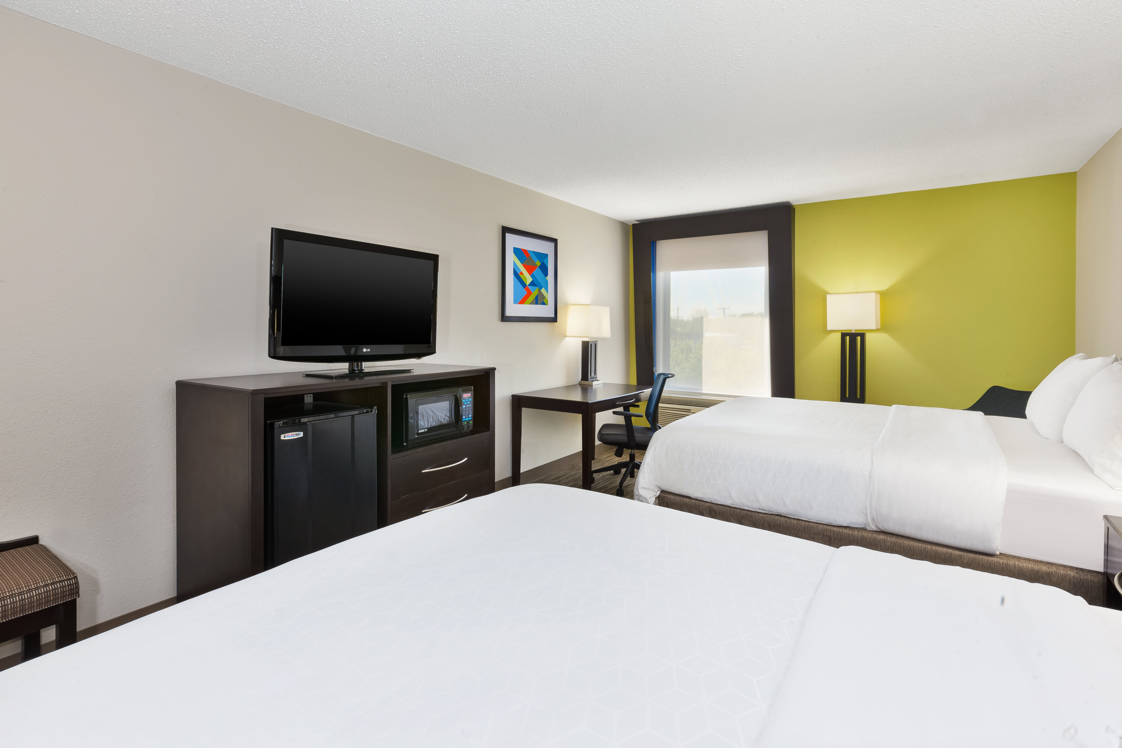 HOLIDAY INN EXP CHILLICOTHE E BY IH-guestroom-Guest Room.jpg