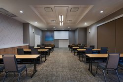  - SpringHill Suites by Marriott Downtown Waco - I-35, Exit 335B