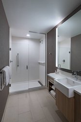  - SpringHill Suites by Marriott Downtown Waco - I-35, Exit 335B