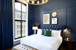  - Grady Hotel Downtown Louisville - I-64, Exit 4