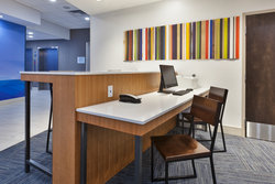  - Holiday Inn Express & Suites Milan - I-80 & I-90, Exit 118