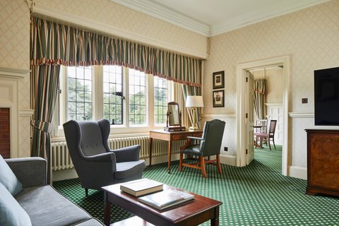 HANBURY MANOR MARRIOTT HOTEL - Photo 11